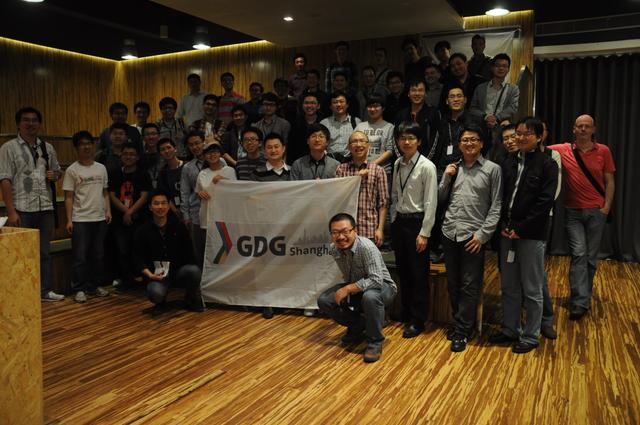 最后部分人的合影