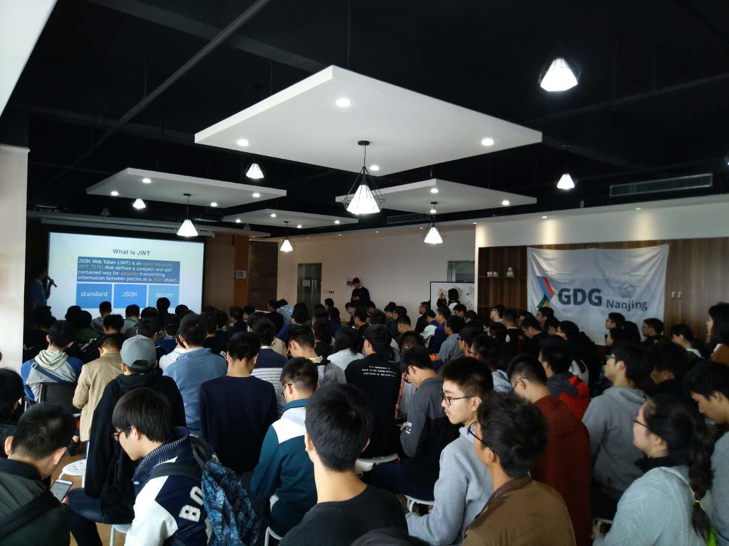 微信图片_201712221050379.jpg