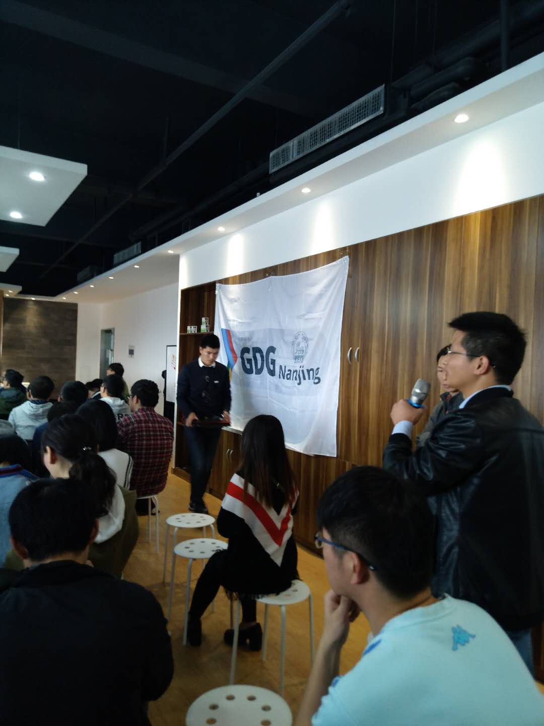 微信图片_2017122210503710.jpg