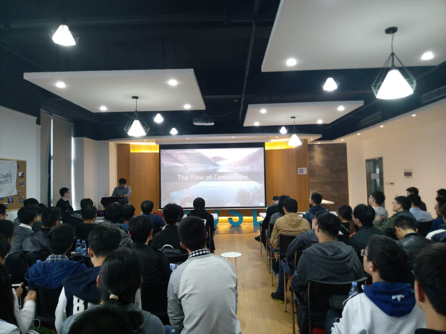 微信图片_2017122210503714.jpg