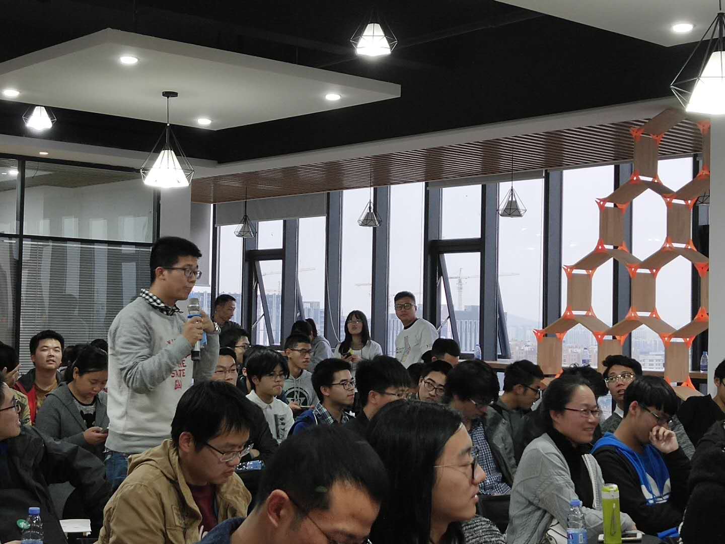 微信图片_2017122210503720.jpg